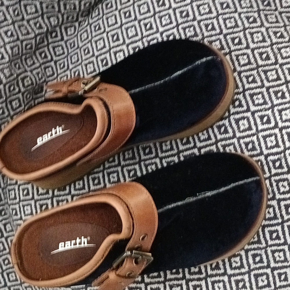 Velvet dark blue Earth shoes size6